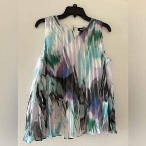 NWT DKNY Colourful top.